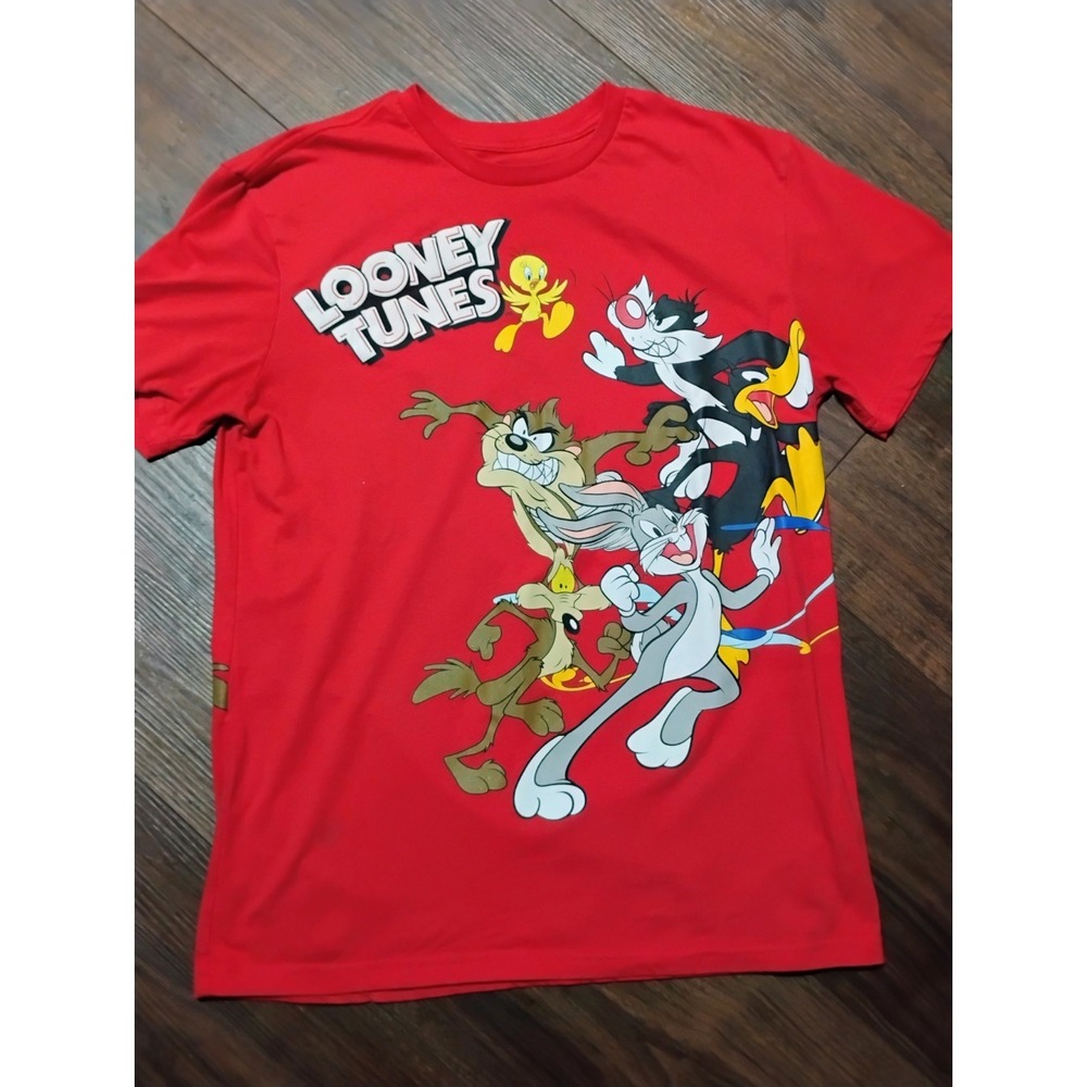 Y2K L Looney Tunes AOP Red Graphic‎ Shirt Tweety Bugs Bunny Size Medium